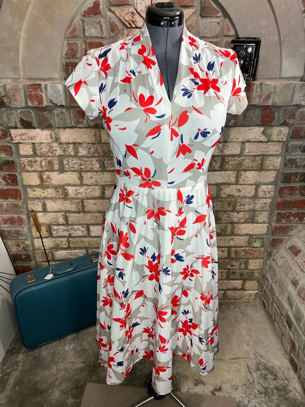 shirt dress abstract floral vintage 1970s red blue gray